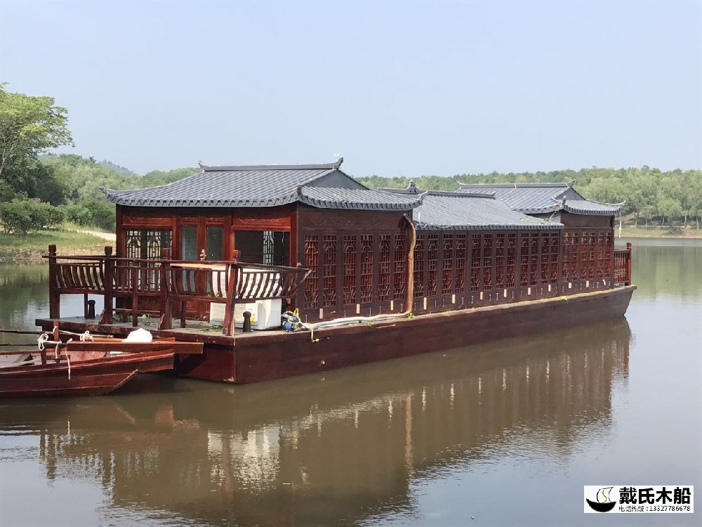 14米空調畫舫船  河塘水上餐廳船 仿古木船定制